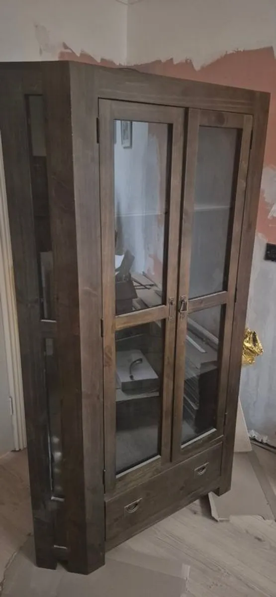 Display Cabinet - Image 2