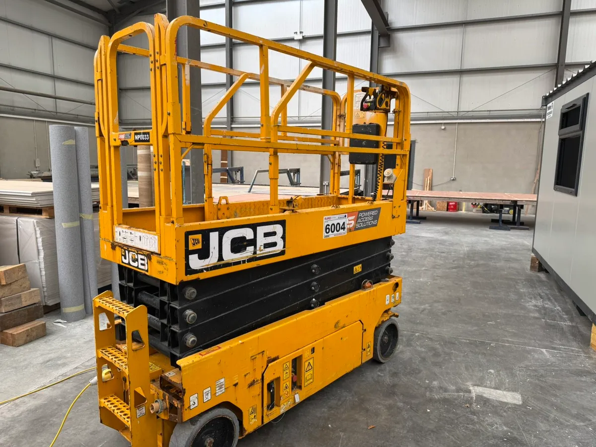 JCB S2632e Scissor Lift - Image 1