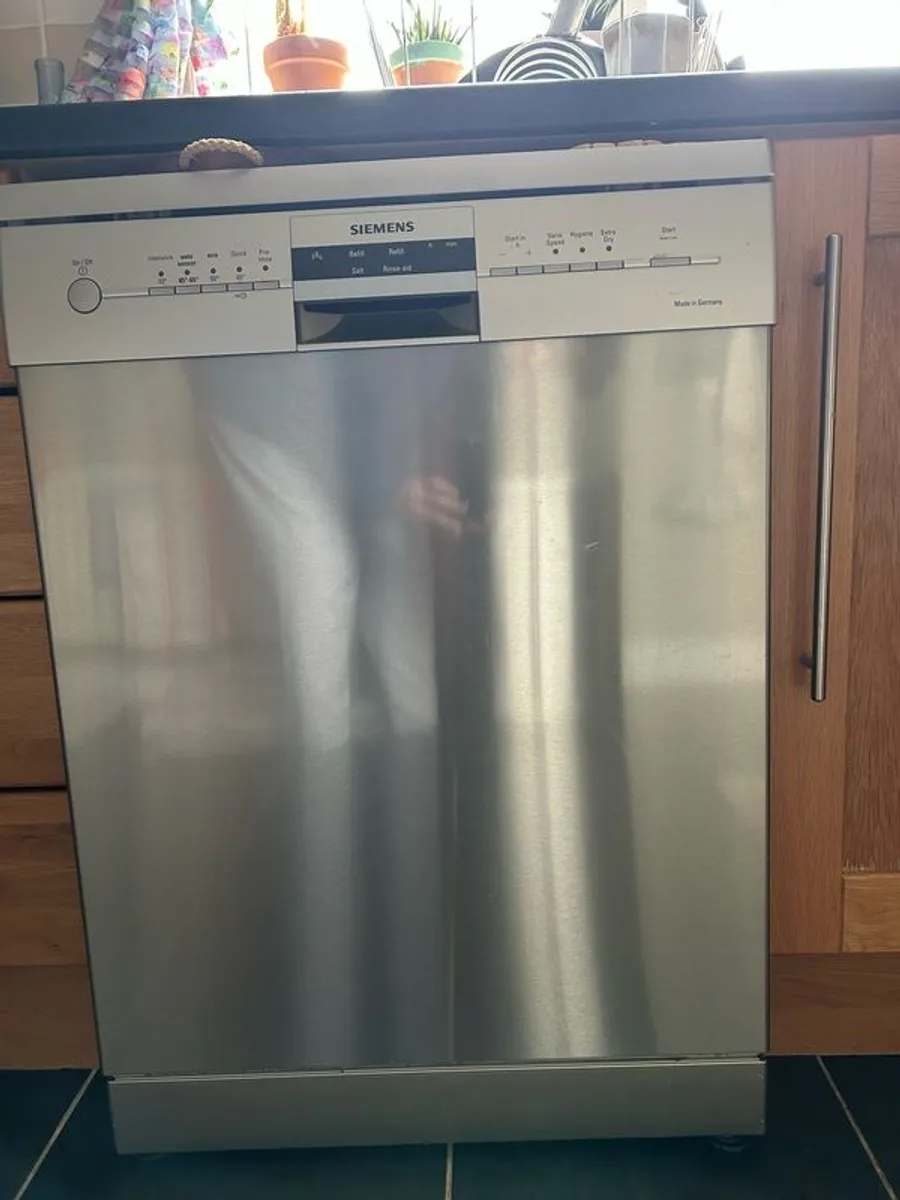 Dishwasher Siemens 25M880 GB/98 - Image 1