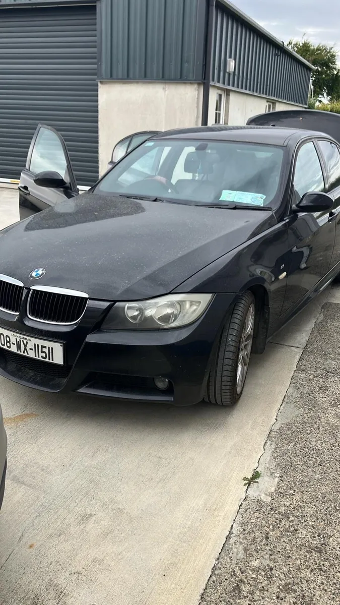 BMW 3-Series 2008 - Image 2