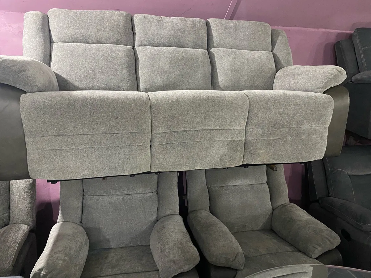 New 3 11 recliner sofa set