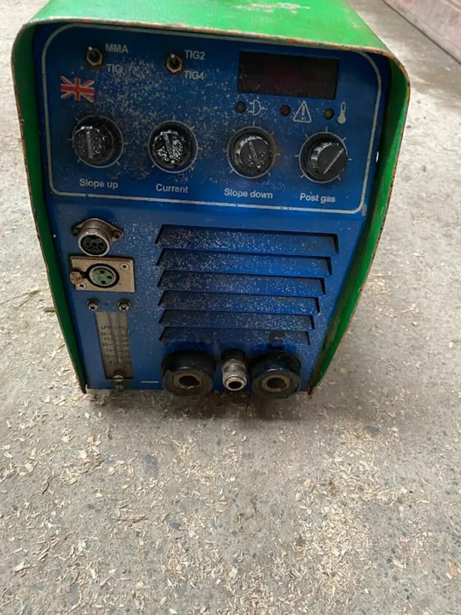 TIG  MMA Welder - Image 1