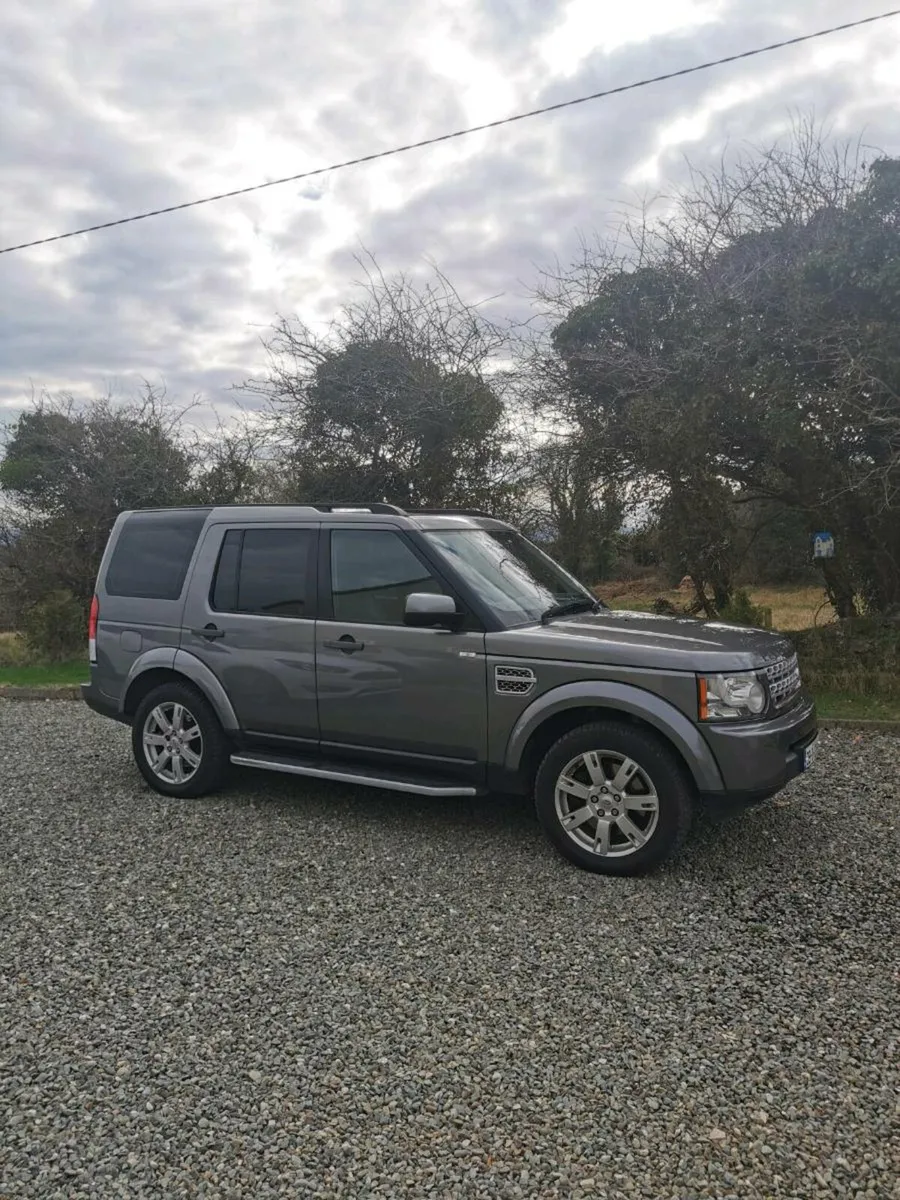Land Rover discovery 4 - Image 1