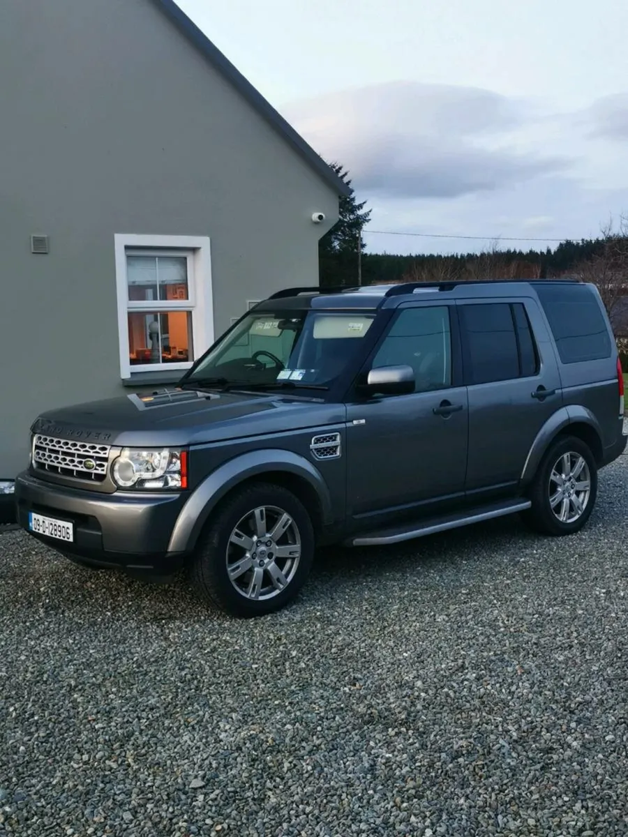 Land Rover discovery 4 - Image 2