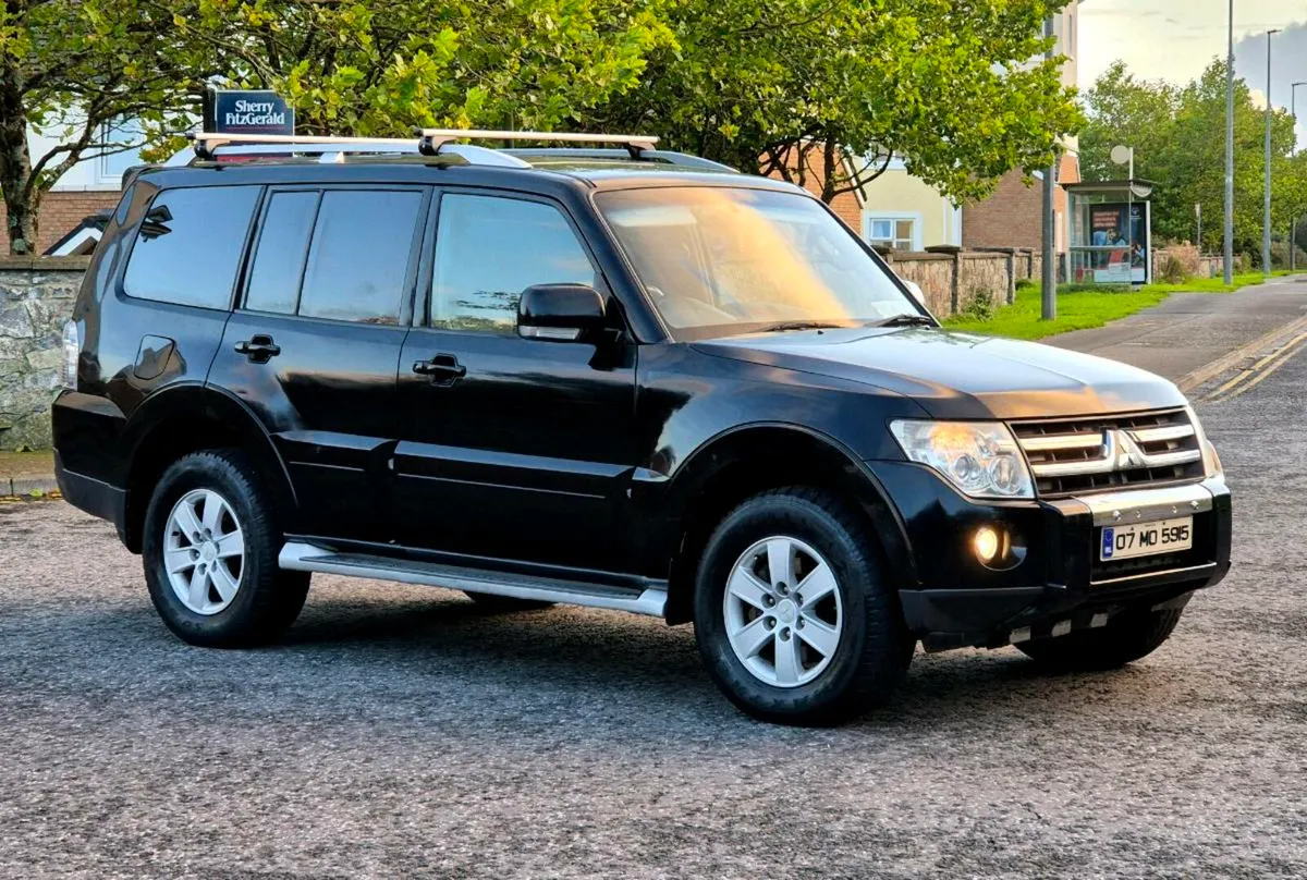 Mitsubishi Pajero Crewcab ▪︎ NEW DOE ▪︎ - Image 2