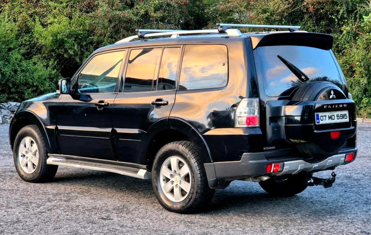 Mitsubishi Pajero Crewcab ▪︎ NEW DOE ▪︎ - Image 4