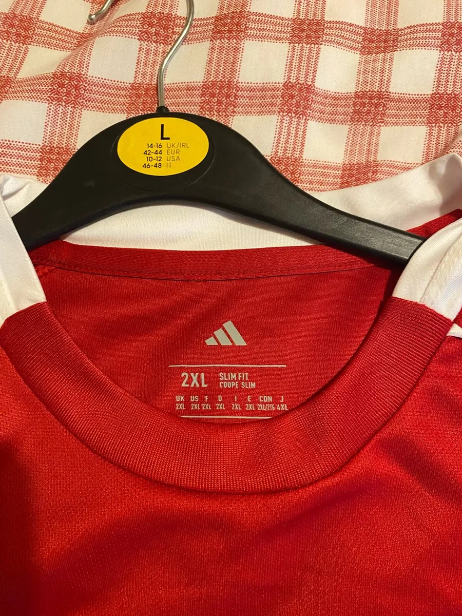 Liverpool Jersey 25/26 - Image 2