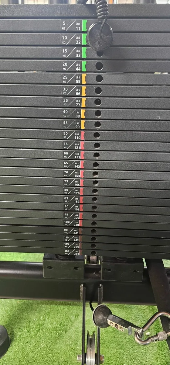 8 station multi-gym - Image 3