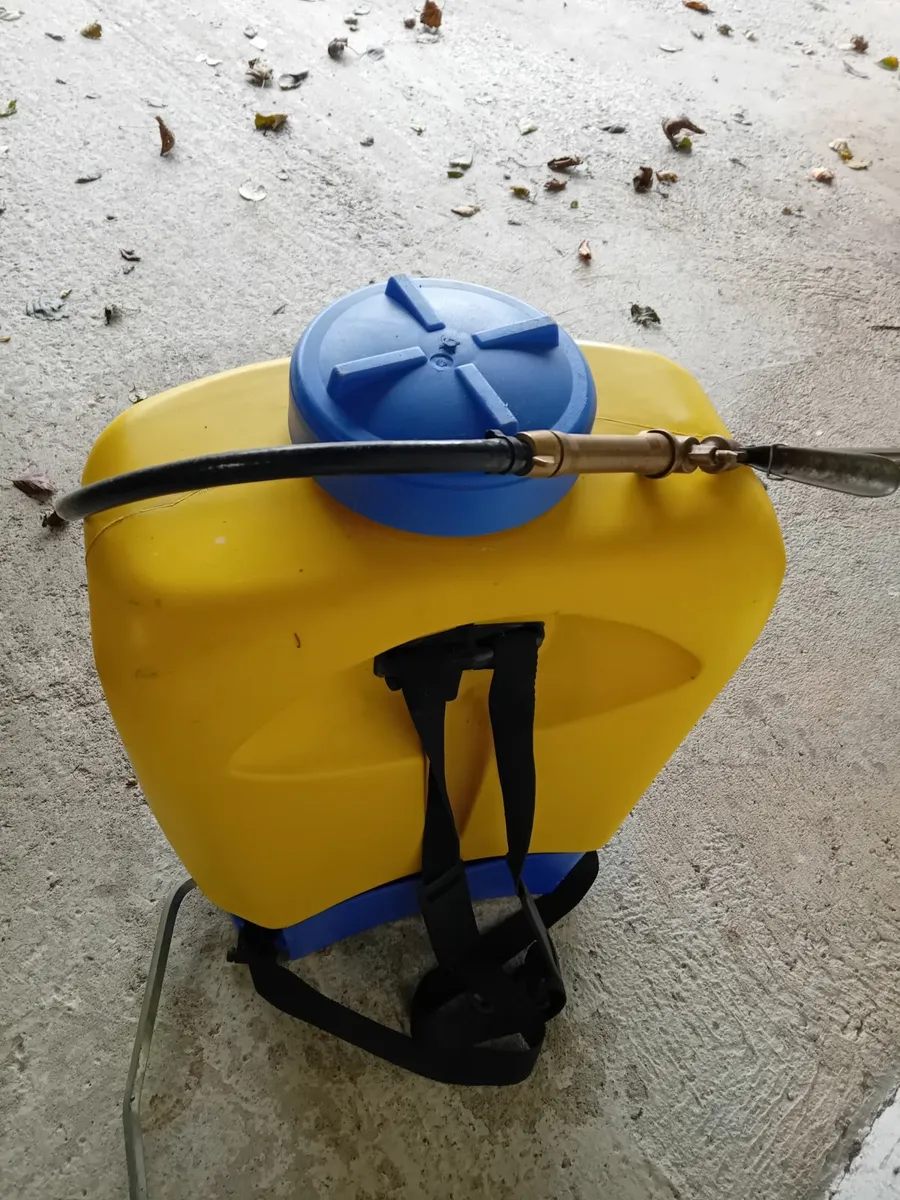 CP3 SPRAYER  AND EXTRAS - Image 2