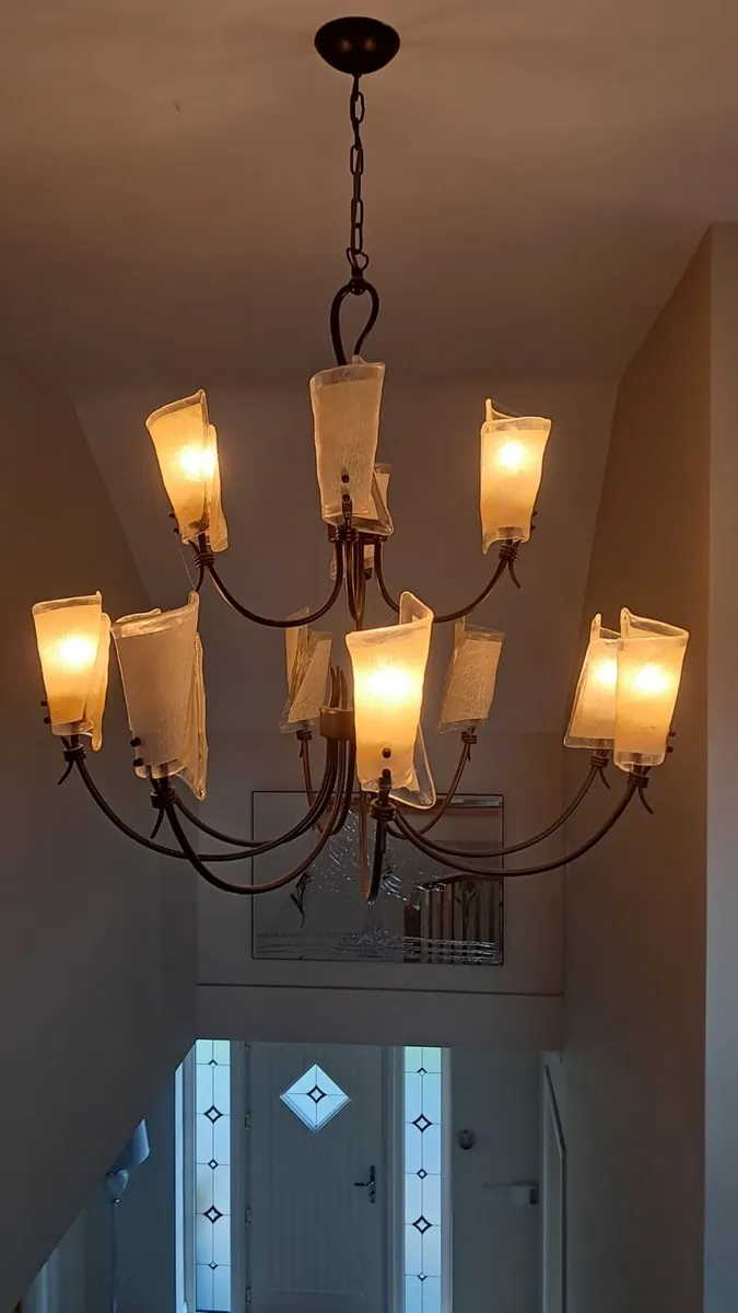 Chandelier & 3 wall lights - Image 2