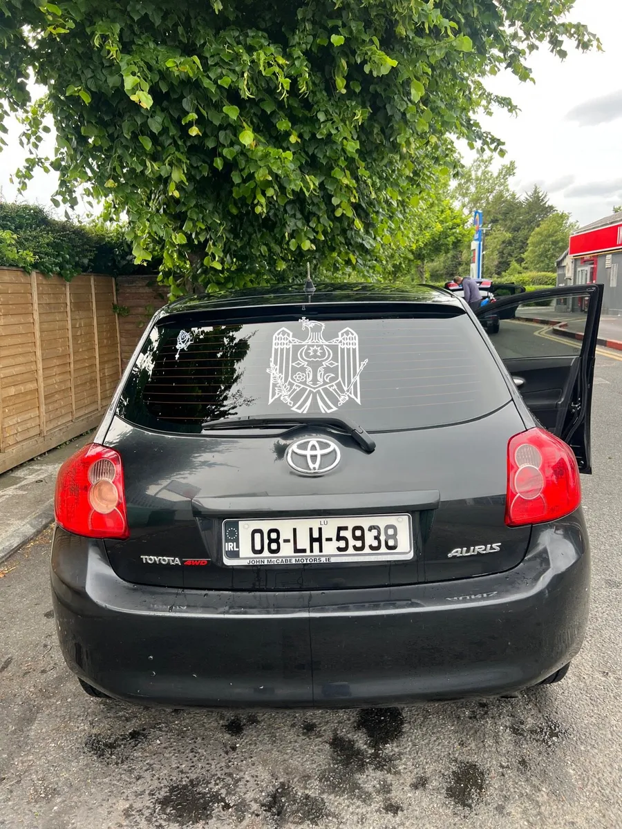 Car - Image 3