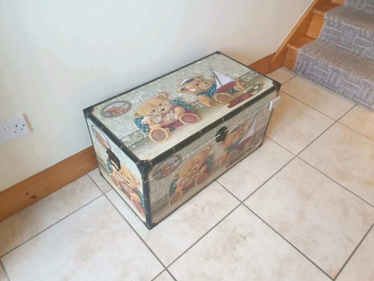 Childrens toy chest - Image 3