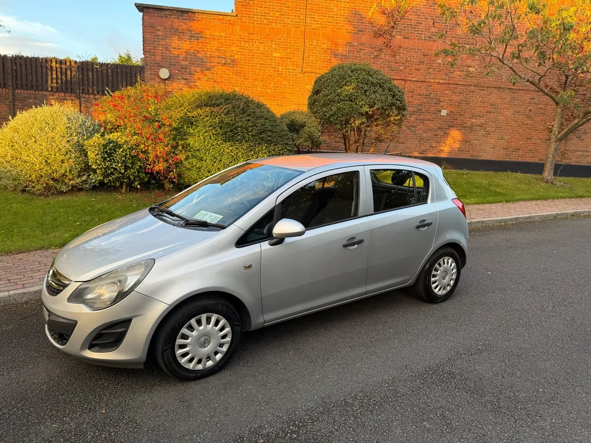 Opel corsa nct 3/26 tax9/25 - Image 4