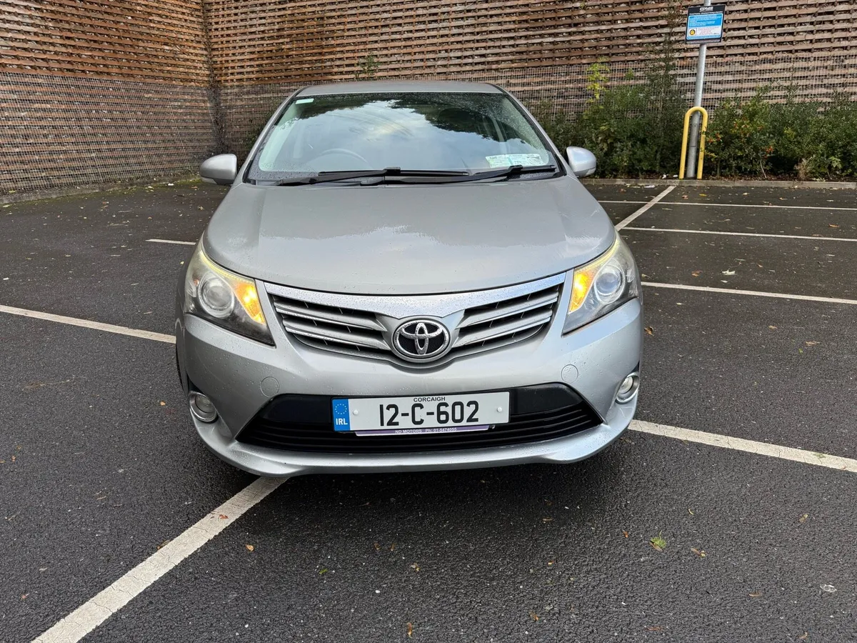 Toyota avensis 2 diesel no damage - Image 2