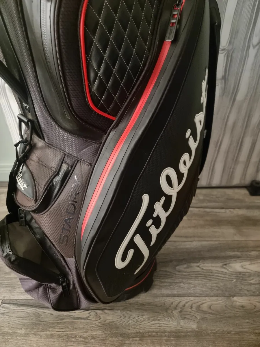 Titleist Staydry tour bag - Image 4