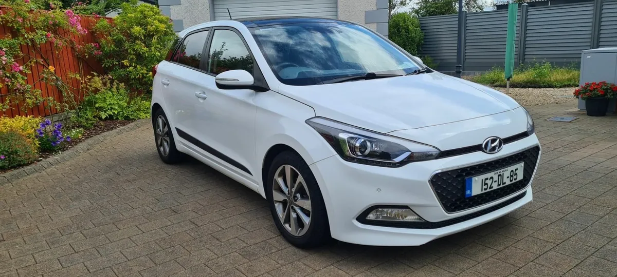 Hyundai i20 Premium 2015 - full service & NCT - Image 1