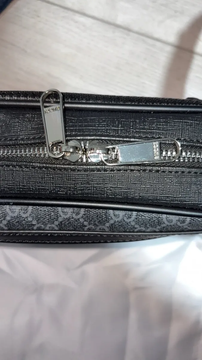 GUCCI Cloth Satchel - Image 4