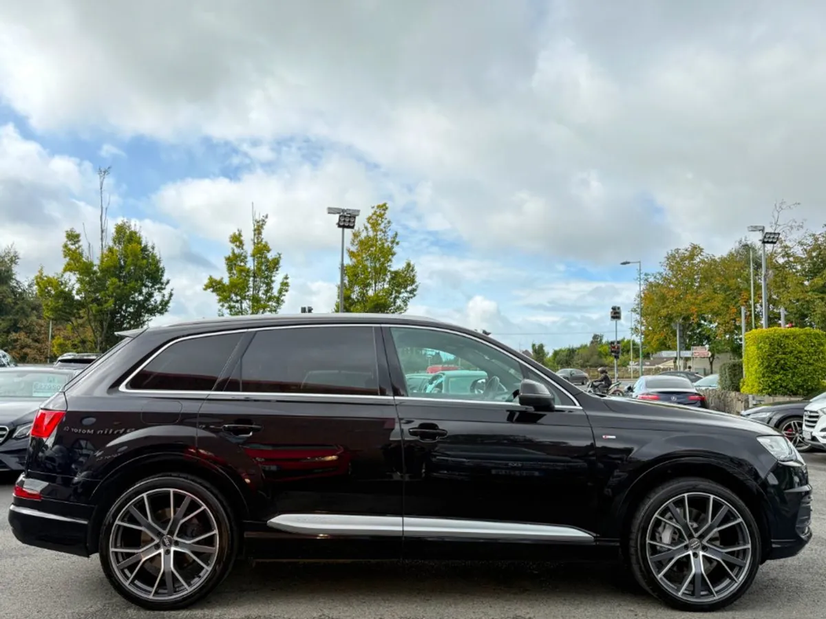 Audi Q7 3.0tdi S-line 272BHP Quattro 7 Seats A/T - Image 4