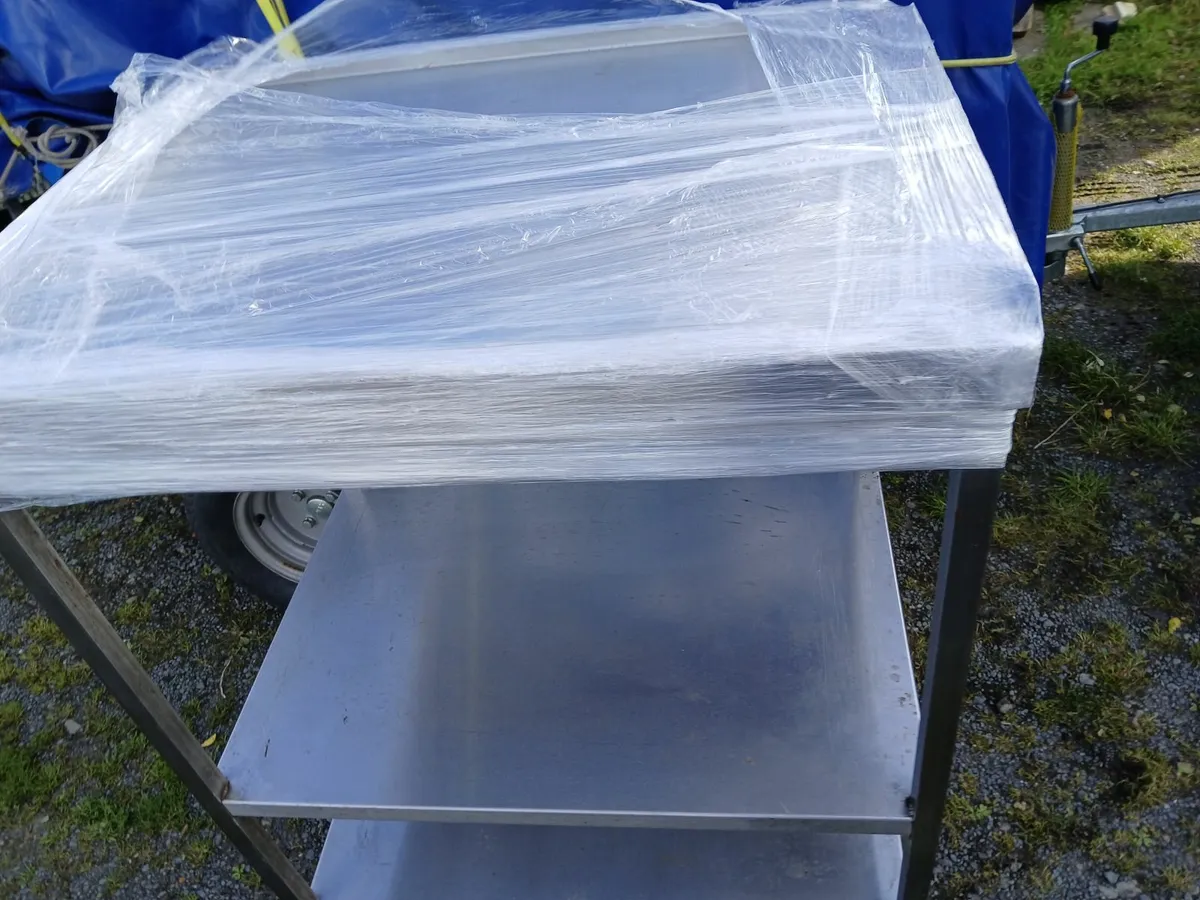 Stainless steel cabbinet table (3)..deck - Image 4