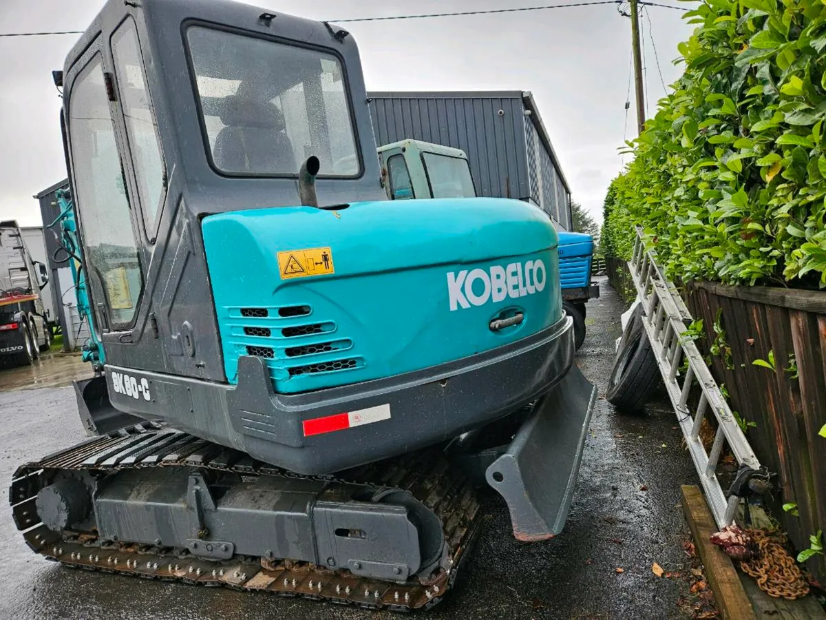 Kobelco 6 ton digger - Image 2