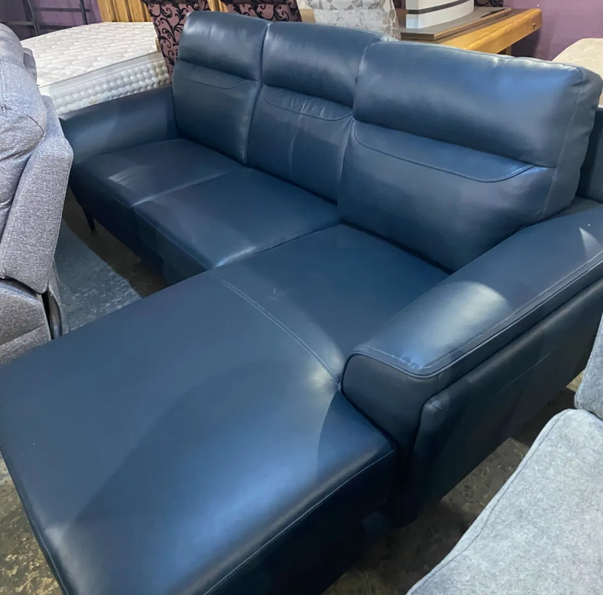 New Italian 🇮🇹 Cornor sofa now only €1000 - Image 1