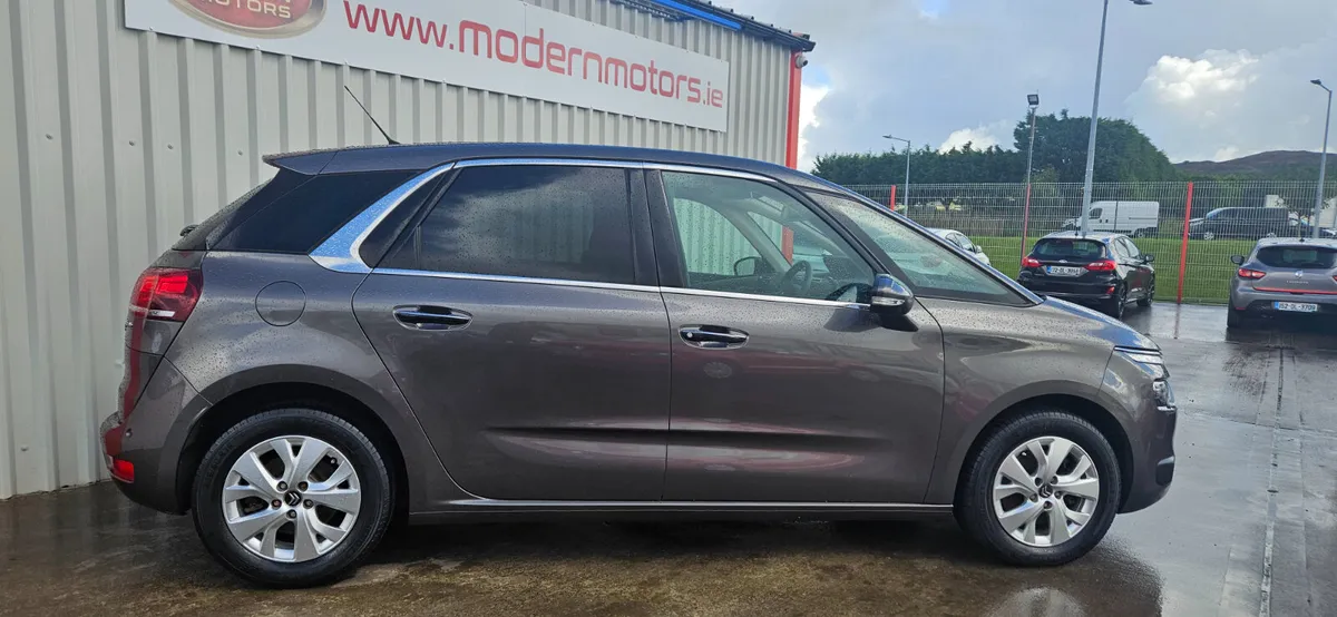 citroen c4 picasso auto 1.6 petrol mpv low kms - Image 4
