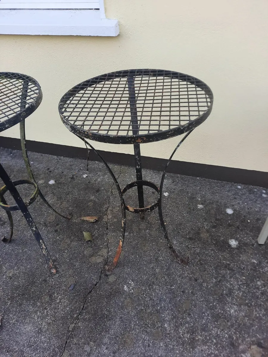 Vintage iron tables - Image 4