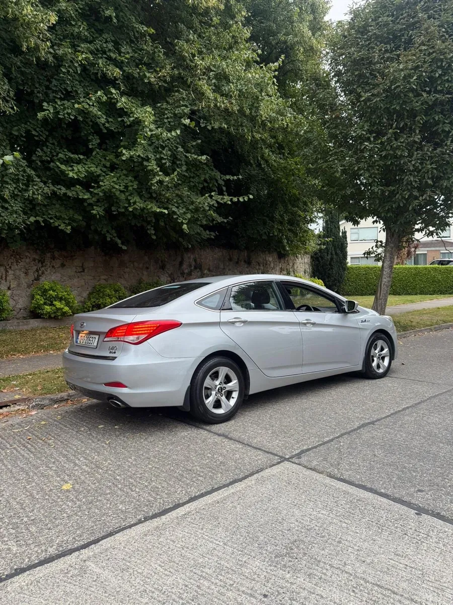 Hyundai i40 Nct 8/26 low mileage - Image 2