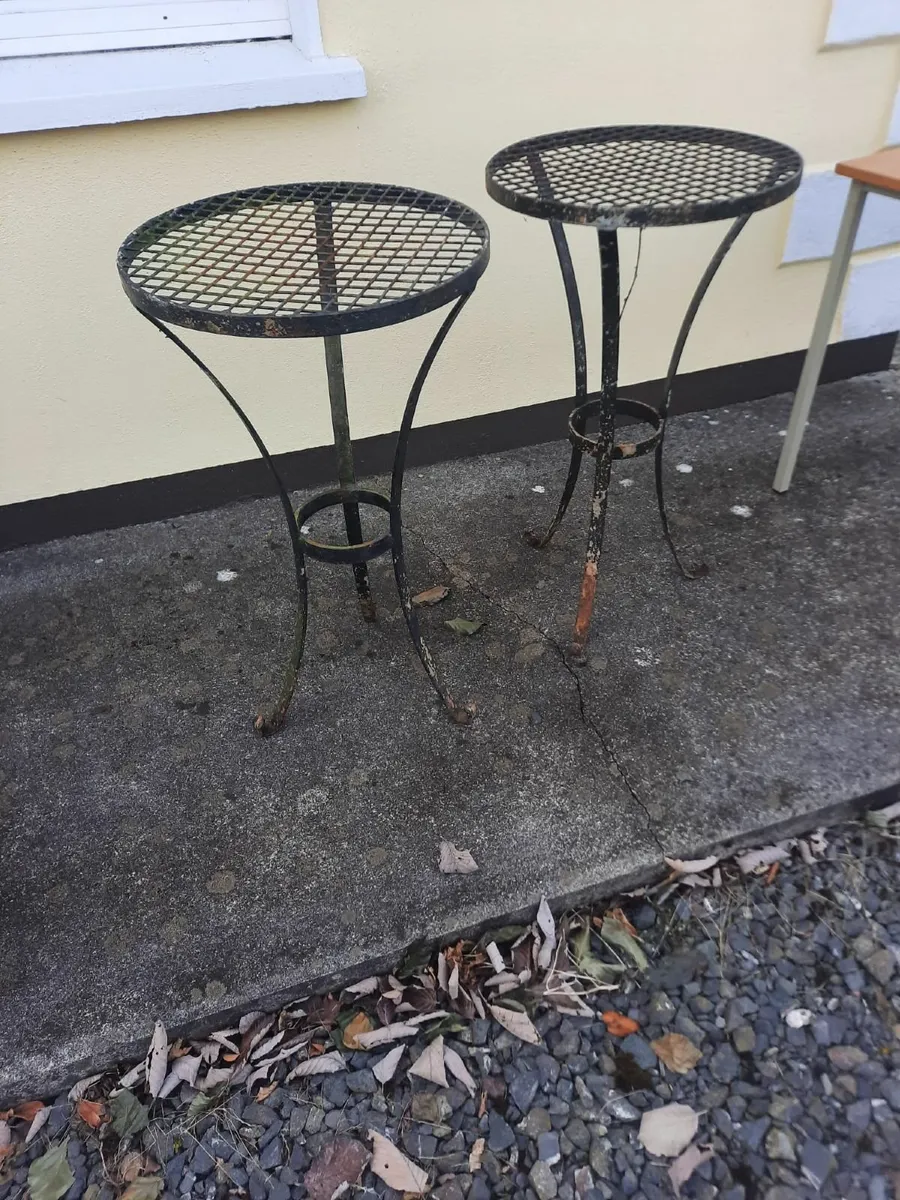 Vintage iron tables - Image 1