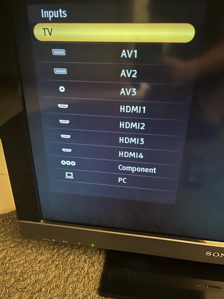 Sony 32” LCD tv - Image 2