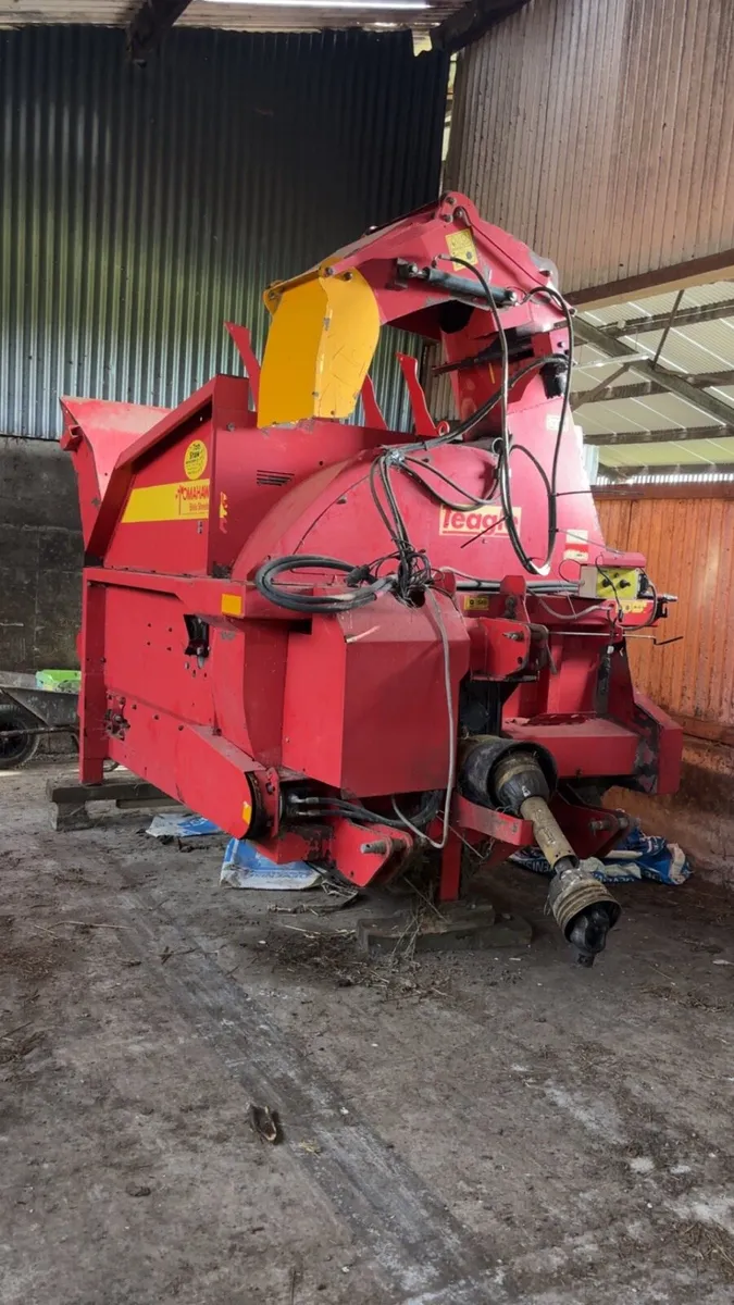 Teagle 808 straw blower - Image 1