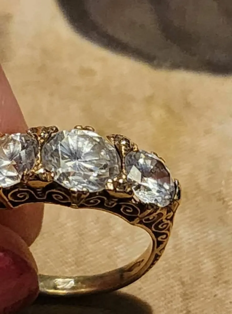 Beautiful vintage Trilogy Ring - Image 2