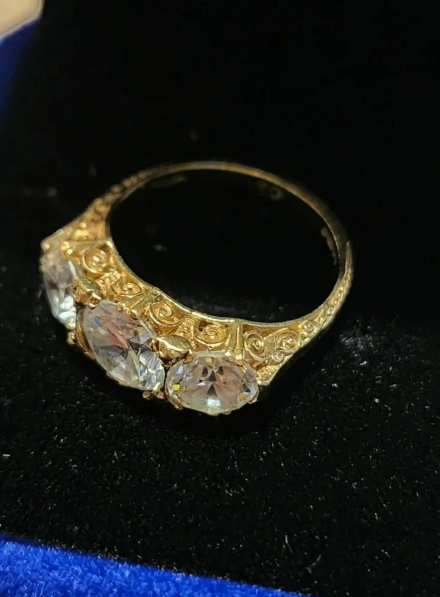Beautiful vintage Trilogy Ring - Image 3