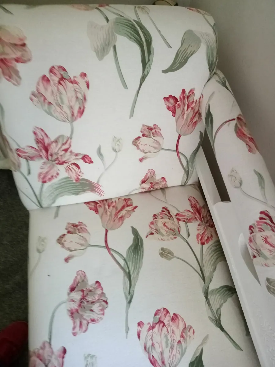 Chaise Lounge - Image 1