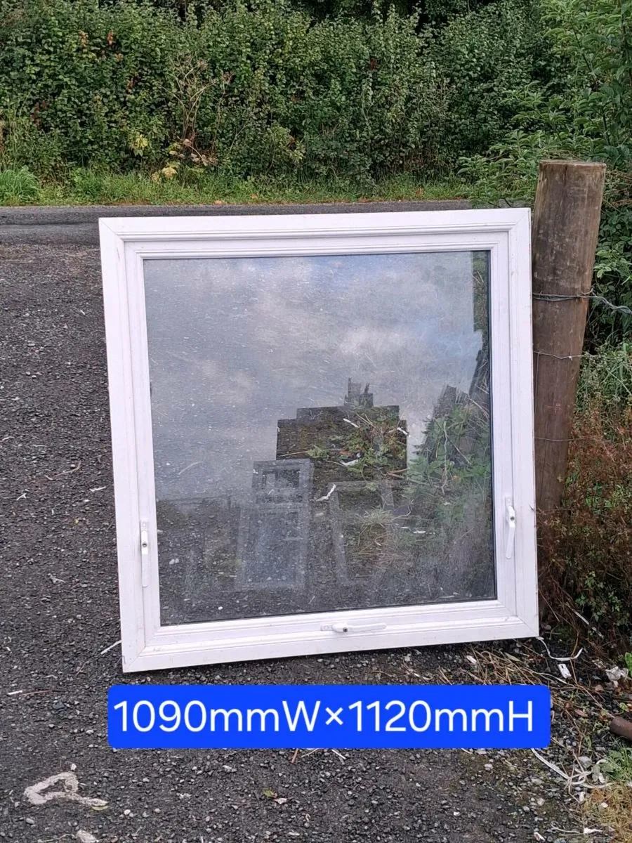 SELECTION OF PVC WINDOWS - Image 3