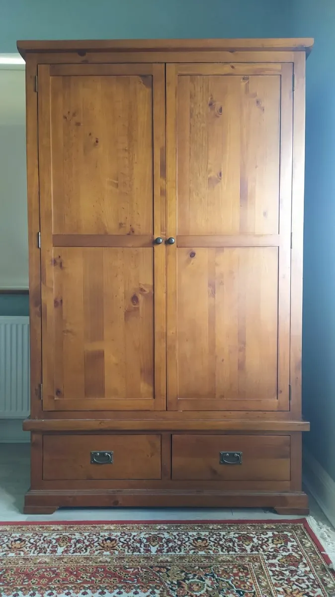 Wardrobe - Image 2