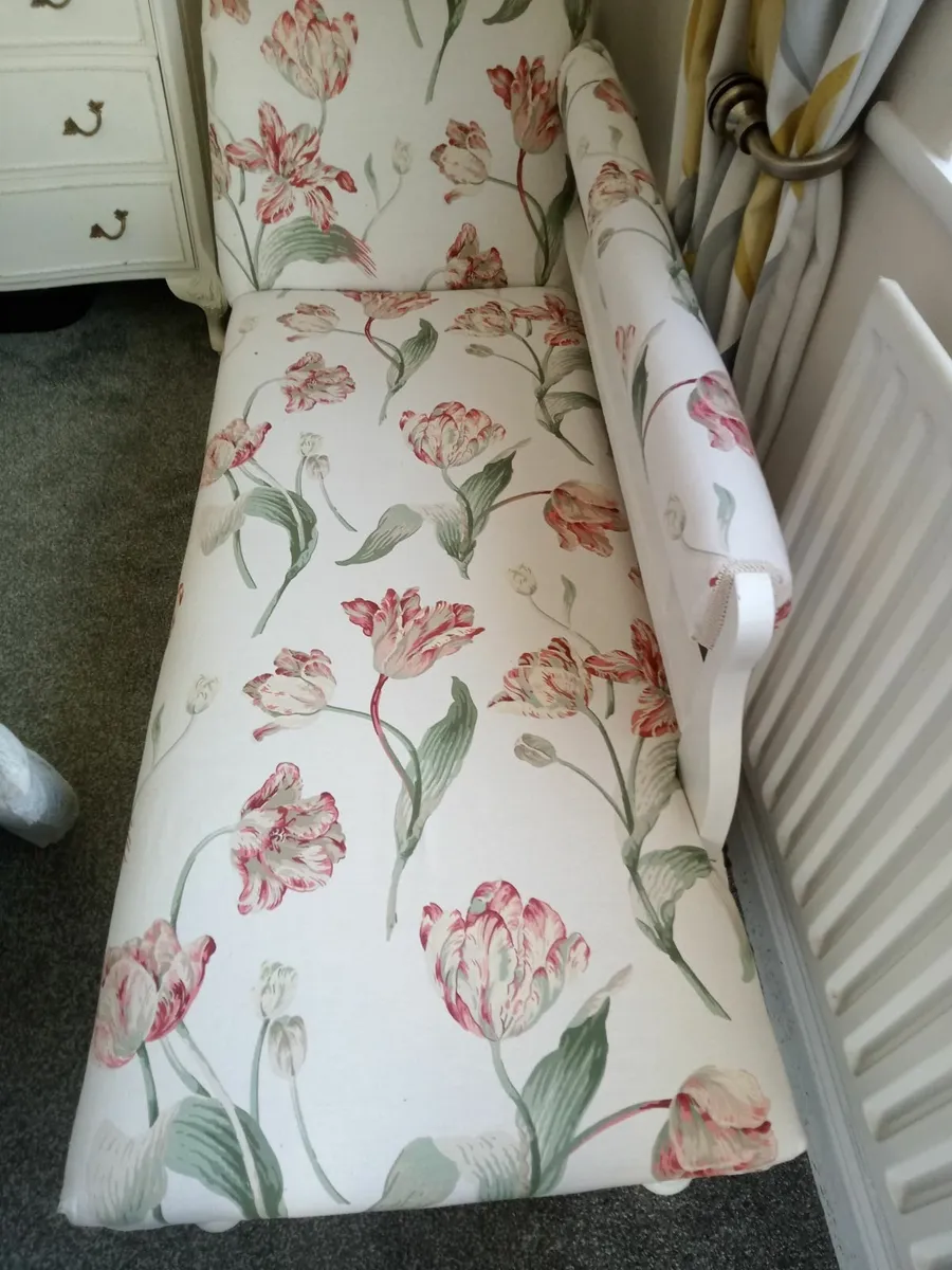 Chaise Lounge - Image 3