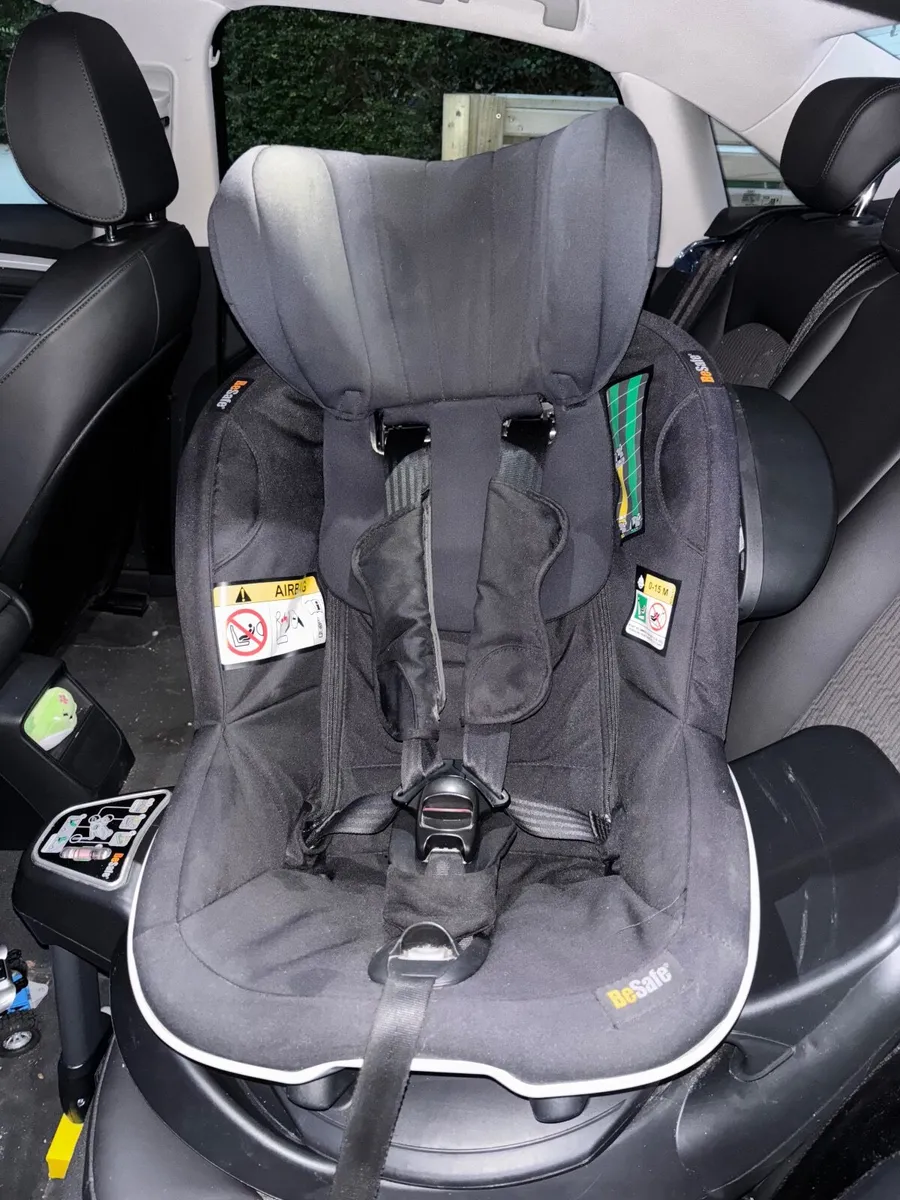 BeSafe IziTurn 360 car seat - Image 4