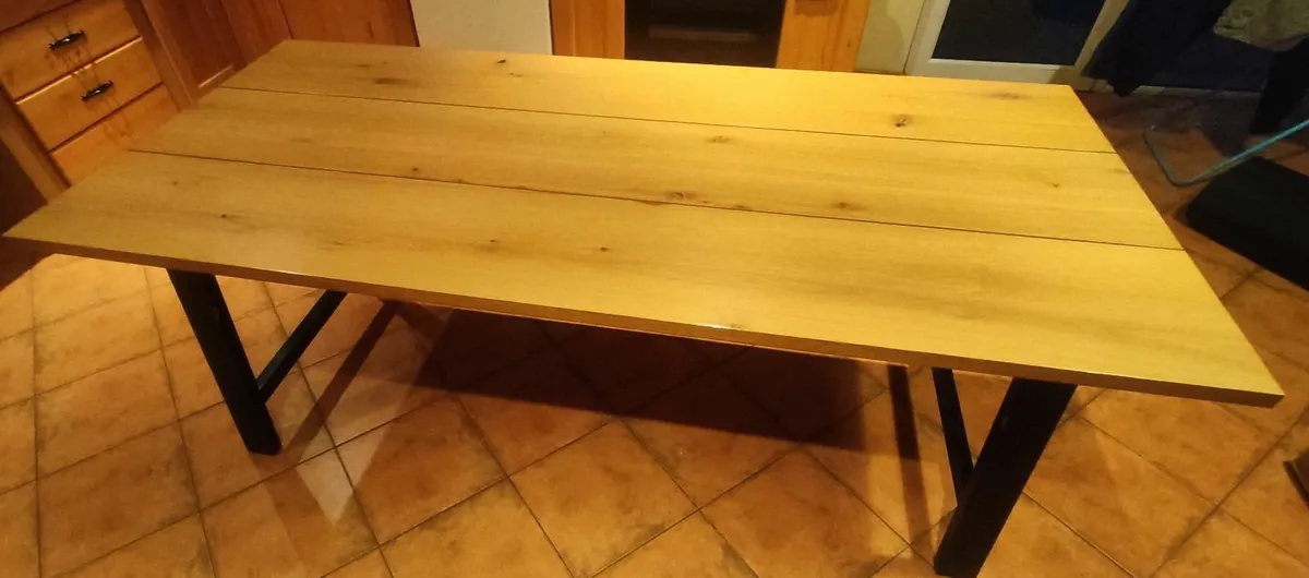 Kitchen table - Image 2
