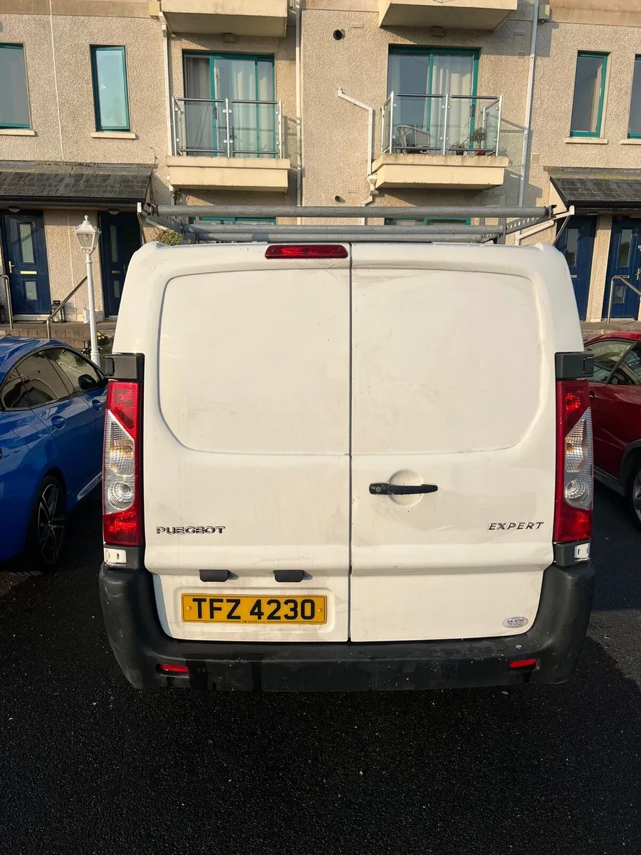 Van - Image 1