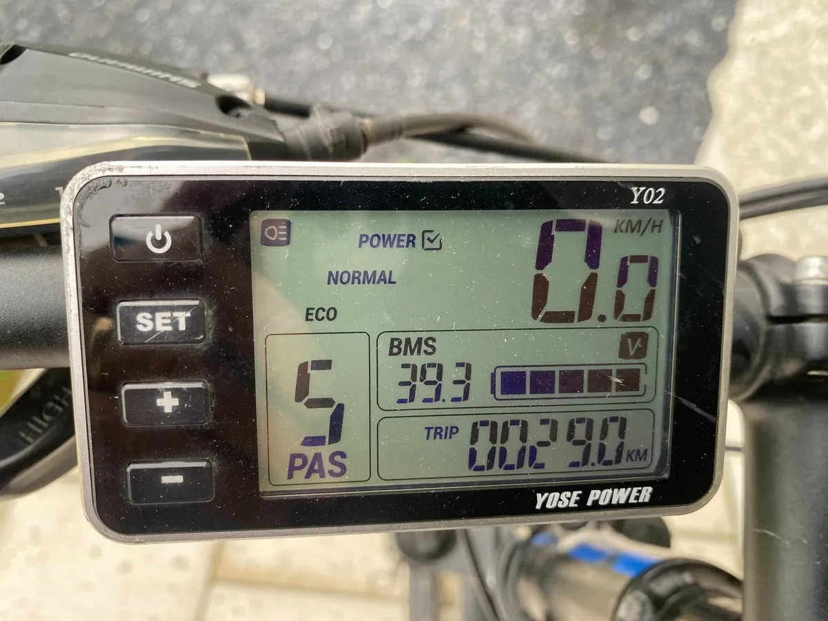 CARRERA ELECTRIC BIKE. NEW Battery, Key & charger. - Image 2