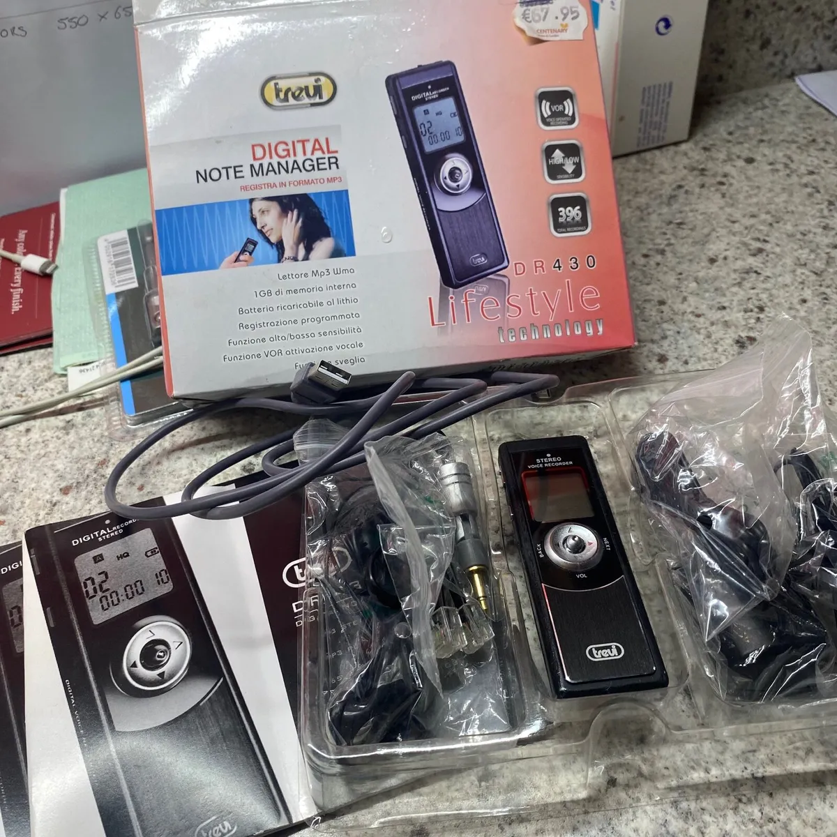 Pictures  and recording device - Image 4
