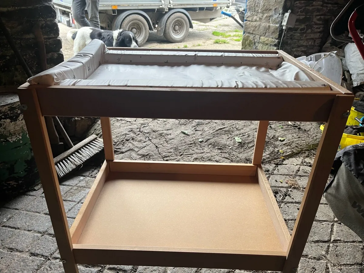 Baby changing Unit - Image 3