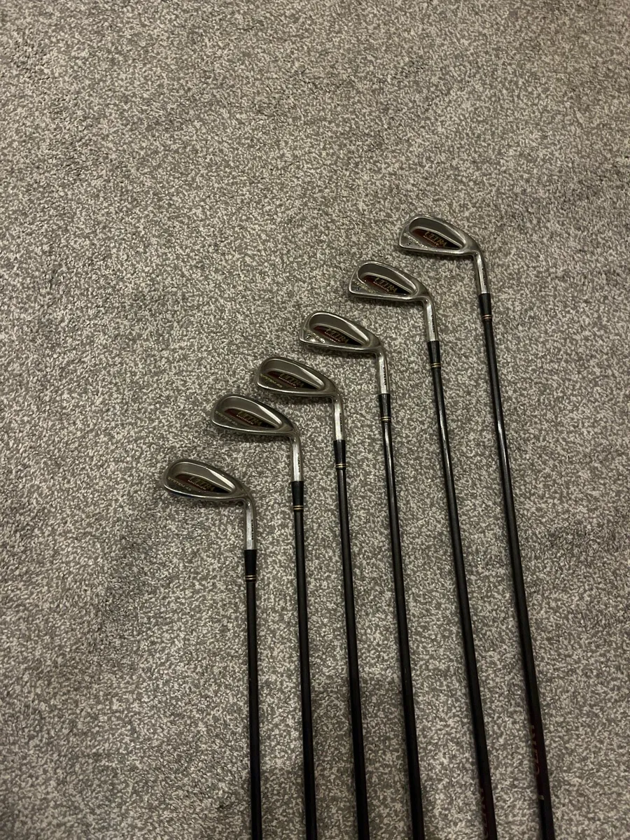 Golf irons - Image 1