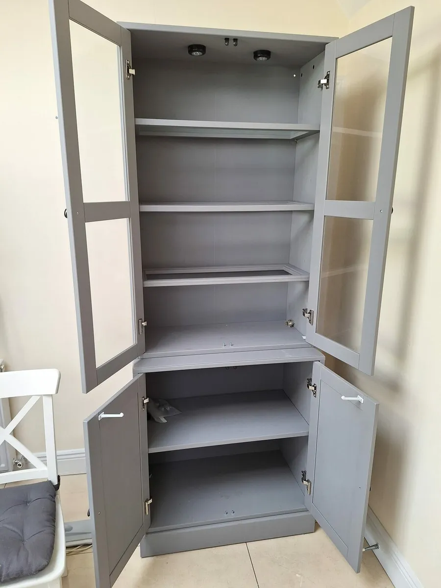 Display Cabinets - Image 2