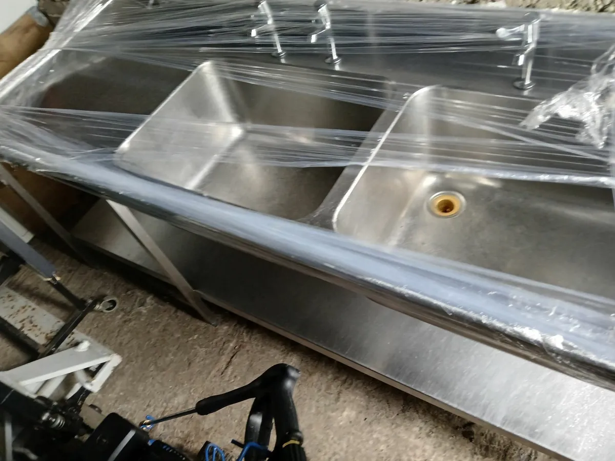 Staneless steel cabbinet double sink unit... - Image 3