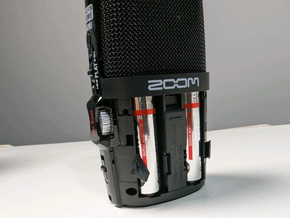 Zoom H2N Mobile Phone Recorder - Image 3