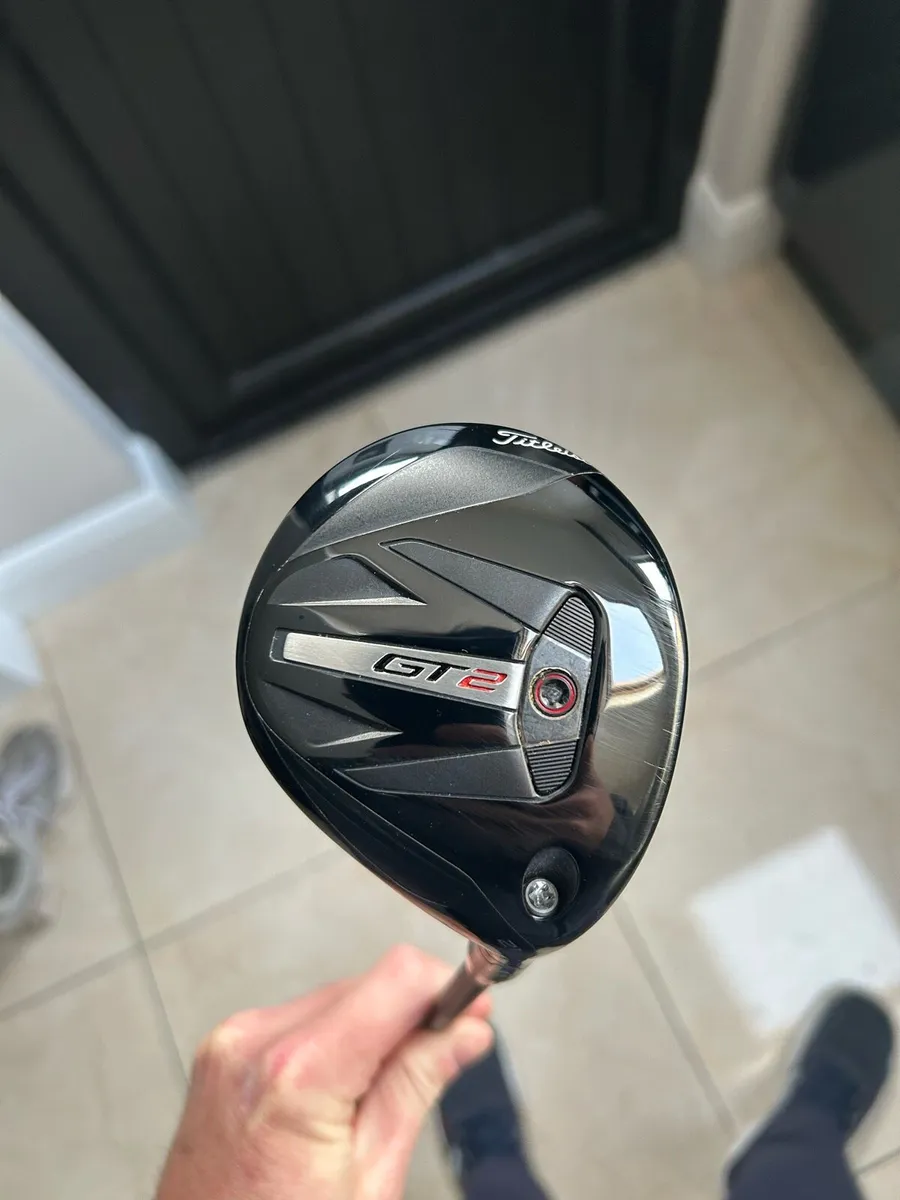 Titleist gt2 7wood and scotty Cameron - Image 1