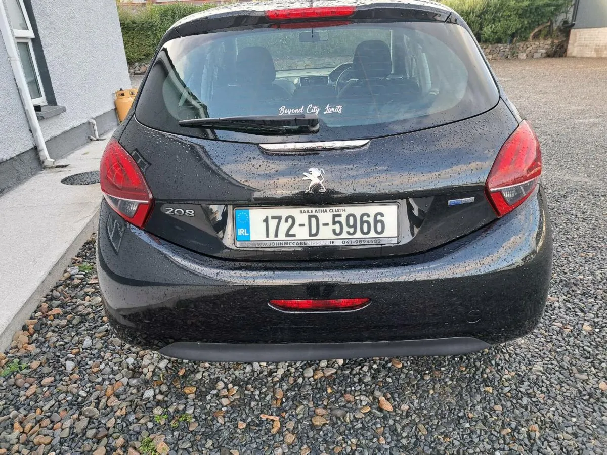 Peugeot 208 - Image 4