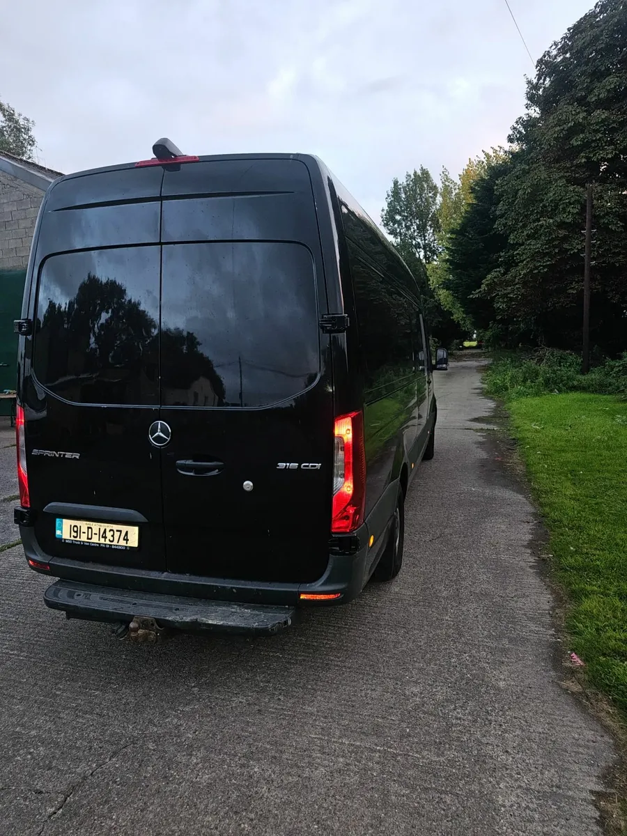 Mercedes-Benz Sprinter 2019 - Image 2